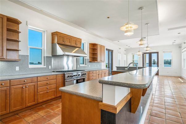 Interior, Kitchen, Pendant Lights, Recessed Lighting, Stainless Steel Appliances
