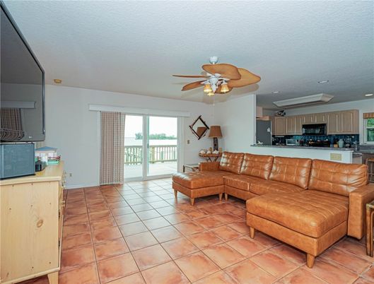 Interior, Kitchen, Living room, Recessed Lighting