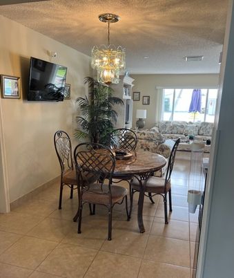 Chandelier, Dining room, Interior