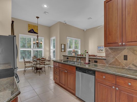 Chandelier, Dining room, Interior, Kitchen, Recessed Lighting