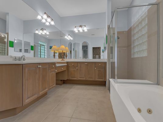 Bathroom, Dual Sink Vanities, Interior
