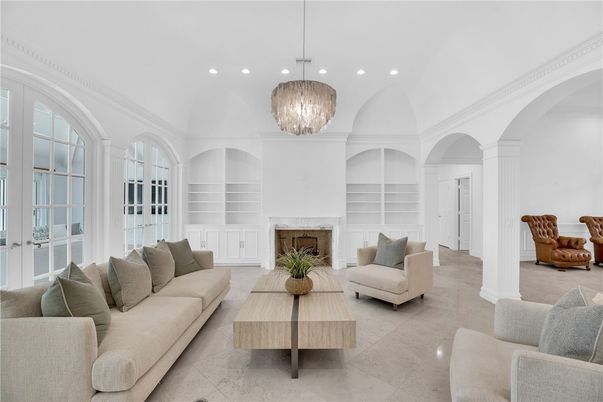 Chandelier, Fireplace, Interior, Living room, Pendant Lights, Recessed Lighting