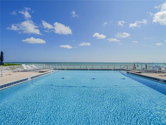 Exterior, Lake, Pool