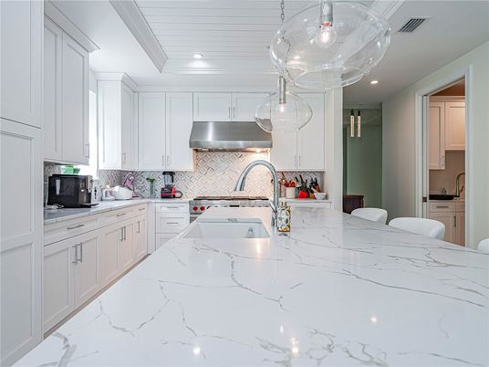 Interior, Kitchen, Pendant Lights, Recessed Lighting, Stainless Steel Appliances