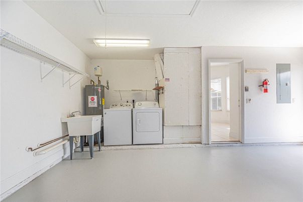Interior, Washer