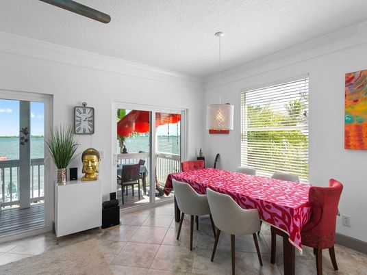 Dining room, Interior, Pendant Lights, Water