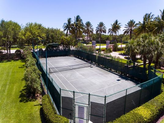 Exterior, Tennis Courts