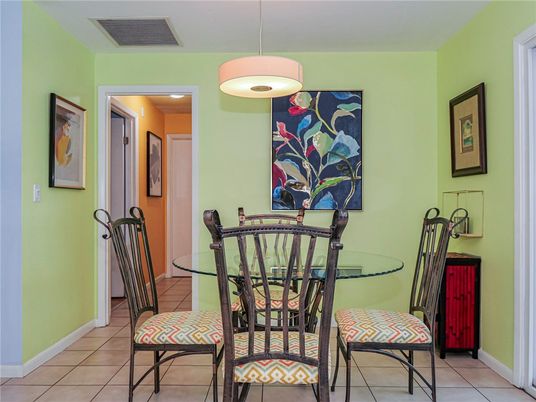 Dining room, Interior, Pendant Lights