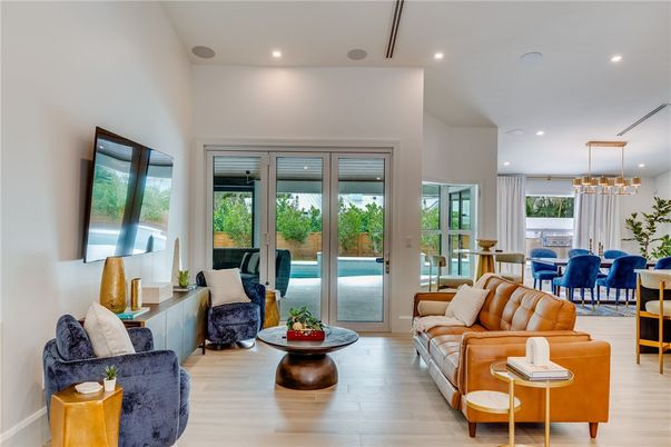 Dining room, Interior, Living room, Pendant Lights, Recessed Lighting, Wood Texture Flooring