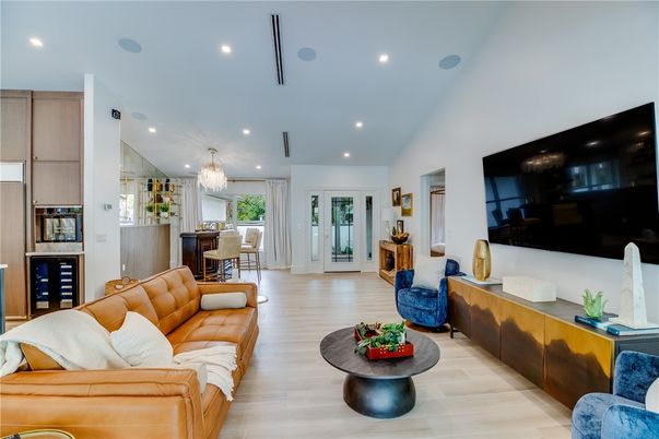 Chandelier, Dining room, Interior, Living room, Recessed Lighting, Wood Texture Flooring
