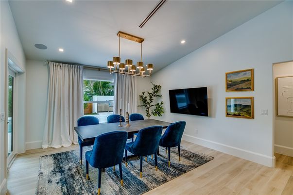 Chandelier, Dining room, Interior, Pendant Lights, Recessed Lighting, Wood Texture Flooring