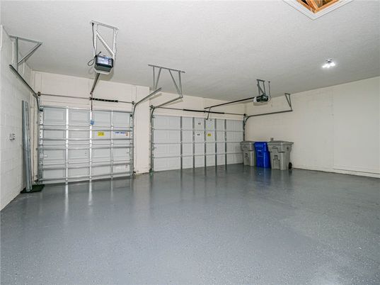 Garage, Interior