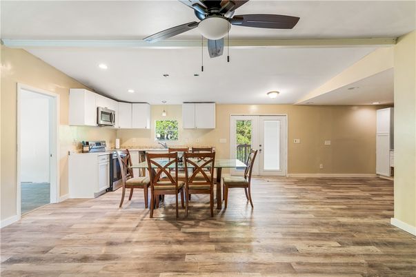 Dining room, Interior, Kitchen, Recessed Lighting, Wood Texture Flooring