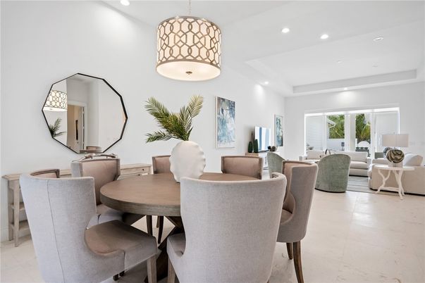 Dining room, Interior, Living room, Pendant Lights, Recessed Lighting