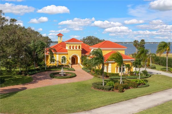 Backyard, Exterior, Facade, Water, Mediterranean