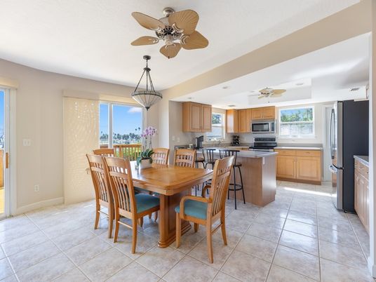 Dining room, Interior, Kitchen, Pendant Lights