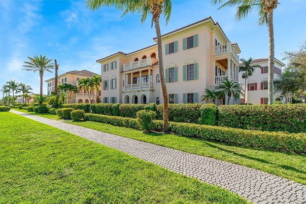Backyard, Exterior, Facade, Mediterranean
