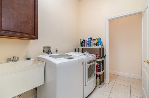Interior, Washer
