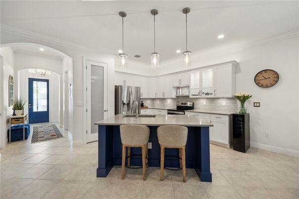 Interior, Kitchen, Pendant Lights, Recessed Lighting, Stainless Steel Appliances