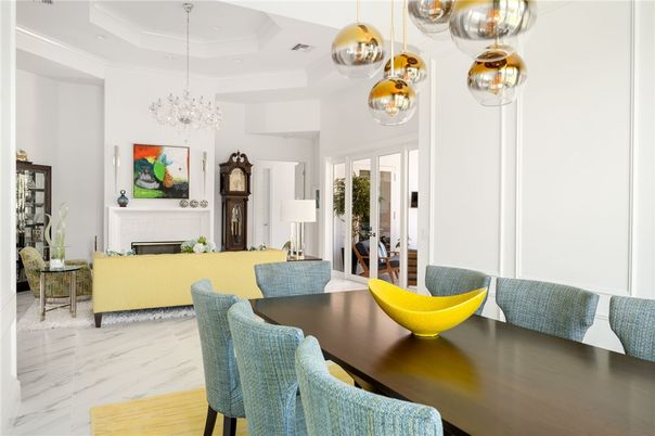 Chandelier, Dining room, Interior, Living room, Marble, Pendant Lights