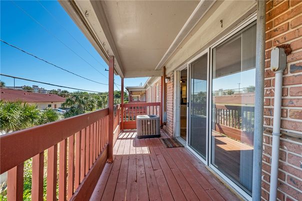 Exterior, Wood Texture Flooring
