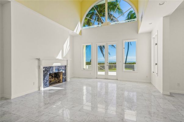 Empty room, Fireplace, Interior, Marble