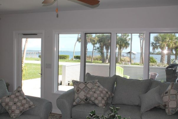 Interior, Living room, Sun Room, Water