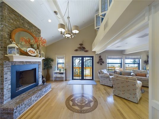 Fireplace, Interior, Living room, Pendant Lights, Recessed Lighting, Wood Texture Flooring