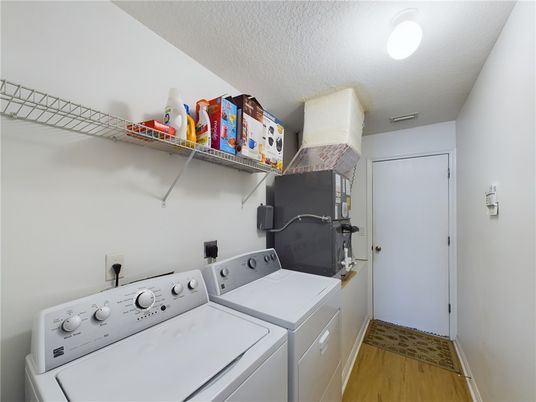 Interior, Utility Closets, Washer, Wood Texture Flooring