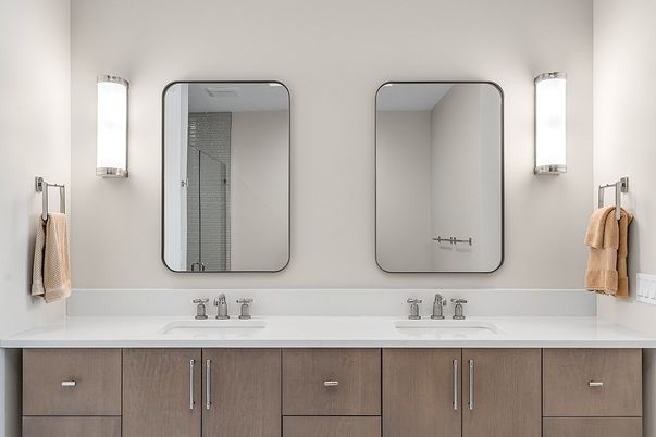 Bathroom, Dual Sink Vanities, Interior