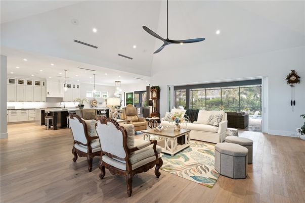 Dining room, Interior, Kitchen, Living room, Pendant Lights, Recessed Lighting, Stainless Steel Appliances, Wood Texture Flooring
