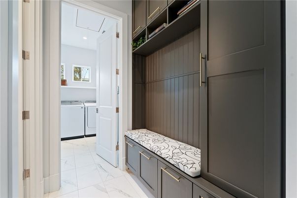 Interior, Marble, Recessed Lighting, Washer