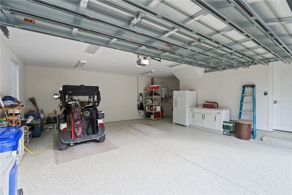 Garage, Interior