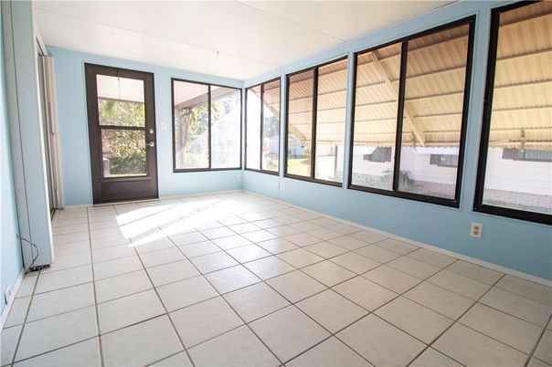 Empty room, Interior, Sun Room