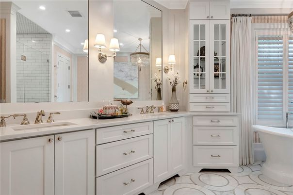 Bathroom, Chandelier, Dual Sink Vanities, Interior, Recessed Lighting