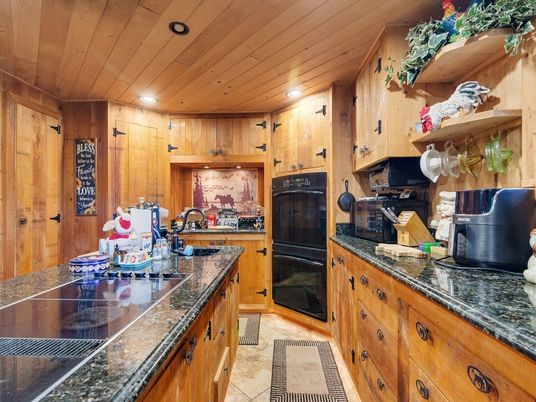 Interior, Kitchen, Recessed Lighting, Wooden Ceilings, Wooden Walls