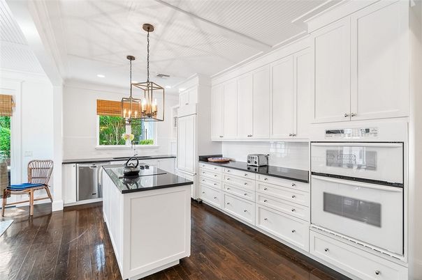 Interior, Kitchen, Pendant Lights, Recessed Lighting, Wood Texture Flooring