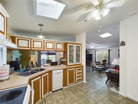 Dining room, Interior, Kitchen, Living room
