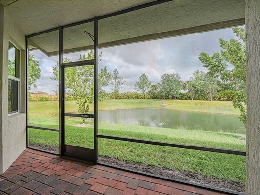 Interior, Sun Room, Water