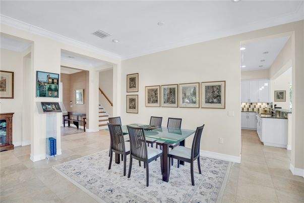 Dining room, Interior, Pendant Lights, Recessed Lighting