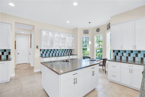 Dining room, Interior, Kitchen, Pendant Lights, Recessed Lighting