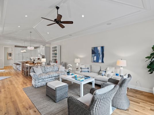 Dining room, Interior, Kitchen, Living room, Pendant Lights, Recessed Lighting, Wood Texture Flooring