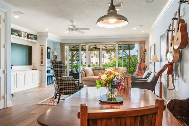 Dining room, Interior, Living room, Recessed Lighting, Wood Texture Flooring