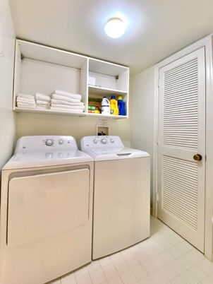 Interior, Utility Closets, Washer