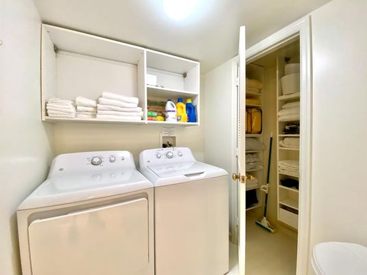 Interior, Utility Closets, Washer