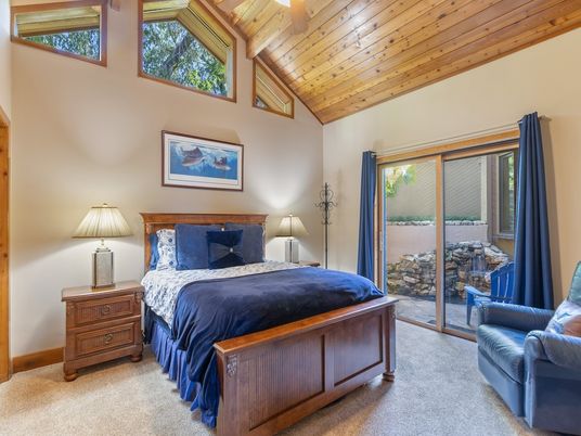Bedroom, Interior, Wooden Beams, Wooden Ceilings