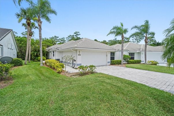 Attached, Backyard, Exterior, Facade, Ranch
