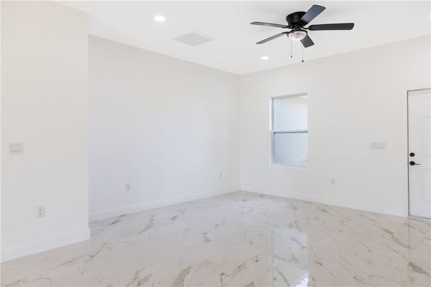 Empty room, Interior, Marble, Recessed Lighting