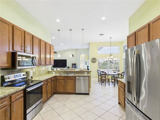 Dining room, Interior, Kitchen, Pendant Lights, Recessed Lighting, Stainless Steel Appliances