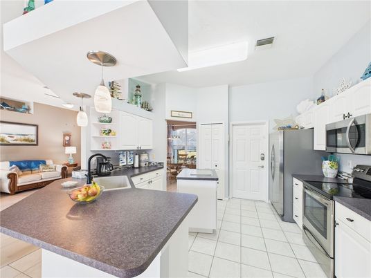 Interior, Kitchen, Pendant Lights